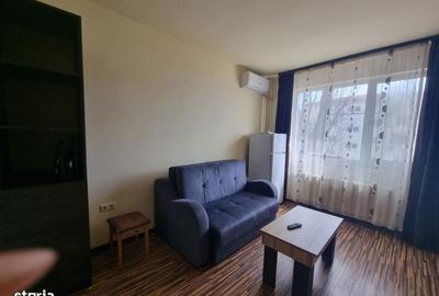 Garsonieră în Poarta 6 - 4