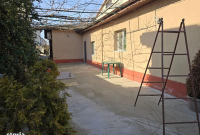 Casă cu 4 camere cu Teren 640 Mp în Berceni