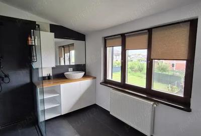 Casa speciala de vanzare , din busteni de lemn , 257.000 euro neg . - 2