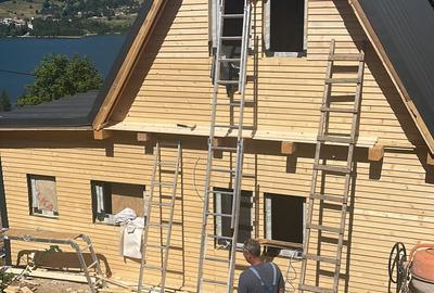 Casă cu 3 camere cu Teren 300 Mp în Central - 1