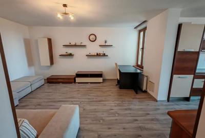 Apartament cu 3 camere decomandat în Central - 1