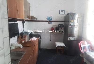 4 Camere: Calea Calarasilor-Popa Nan,curte - 7