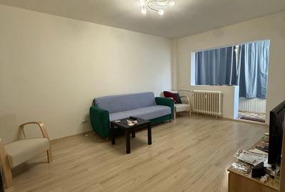 Apartament cu 3 camere decomandat în Dristor - 1