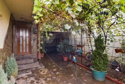 Vila individuala si teren in Sector 2 - 31