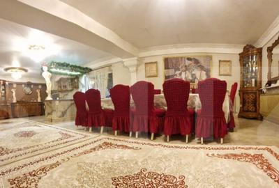 Casa exclusivista cu 4 dormitoare, 390 mp utili, zona Calea - 5