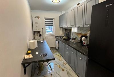 Apartament cu 2 camere semidecomandat în Baza 3 - 2