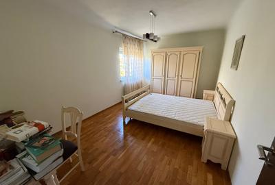 CANTACUZINO - etaj casa din 1980, curte proprie 330mp - 4