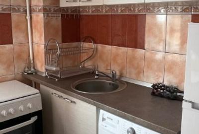 Garsonieră semidecomandată în Tractorul - 4