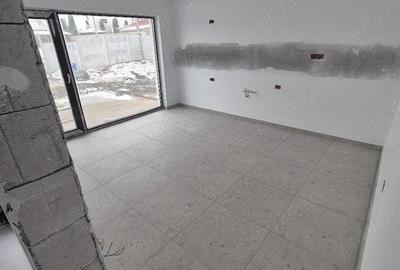 Casă cu 3 camere cu Teren 600 Mp în Exterior Vest - 2