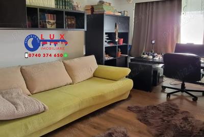 Apartament cu 3 camere decomandat în Babadag - 11