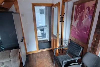 Spațiu comercial, de 300 mp, în Central - 10