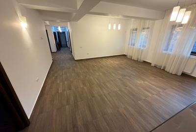 Apartament cu 5 camere decomandat, mobilat în Giurgiului - 10