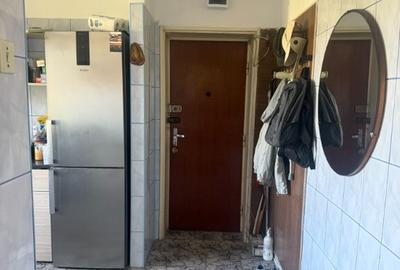 Apartament cu 3 camere semidecomandat în Crângași - 4