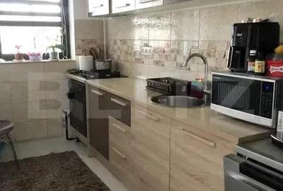 Apartament de vanzare cu 2 camere, 57 mp utili , 12 mp balcon , zona Unirii - 5