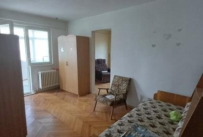 Alexandru- Apartament 2 camere- LIBER
