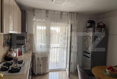 Apartament de vanzare, 79mp, zona Carpati 2 - 1