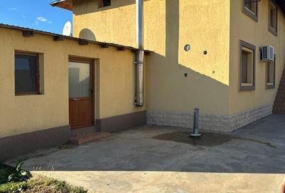 Casă cu 4 camere cu Teren 377 Mp în Central - 3
