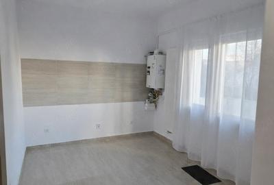 Apartament cu 3 camere decomandat în Central - 2