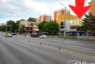 Spațiu Comercial I Clădirea Garibaldi – Podu Roș, Pod Nicolina – 100Mp, Vitrină