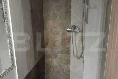 Garsonieră decomandată în Central - 2