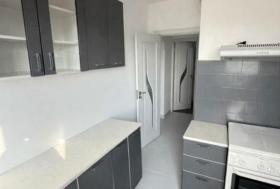 Apartament cu 3 camere decomandat în Tomis Nord - 2
