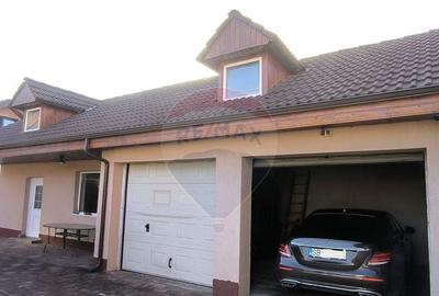 Casa unica, spa?ioasa, in zona centrala a ora?ului... - 29