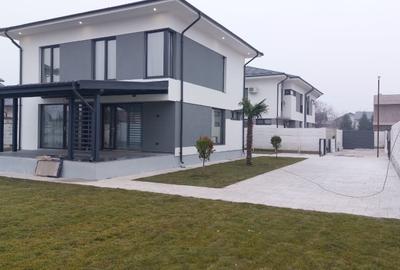 Casă individuală cu 5 camere în Prelungirea Ghencea