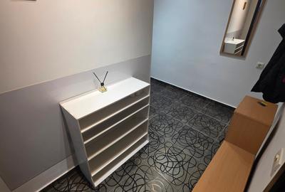 Garsoniera dubla Sala Palatului et 1/7  bloc 1960 centrala proprie 42 mp - 23