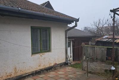 Casă cu 3 camere cu Teren 680 Mp în Central - 2