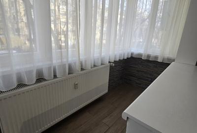 Apartament cu 2 camere semidecomandat în Berceni - 7