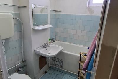 Apartament cu 2 camere decomandat în Micro 20 - 3