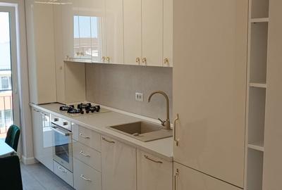 Garsonieră decomandată în Apărătorii Patriei - 2