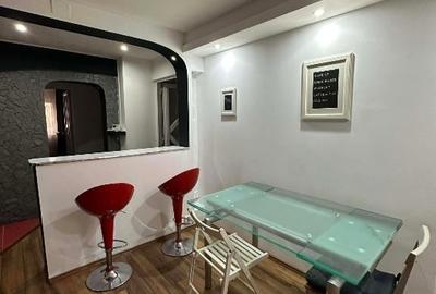 Apartament cu 3 camere decomandat în 1 Mai - 1