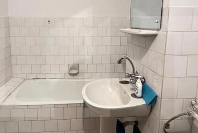 Apartament cu 3 camere decomandat în Central - 2