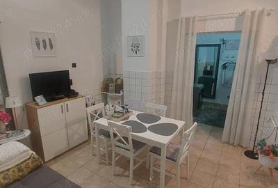 Spațiu comercial, de 36 mp, în Central - 7