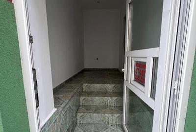 3 spatii comerciale si un apartament la mansarda - 10