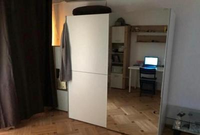 Apartament cu 4 camere decomandat în Brâncoveanu