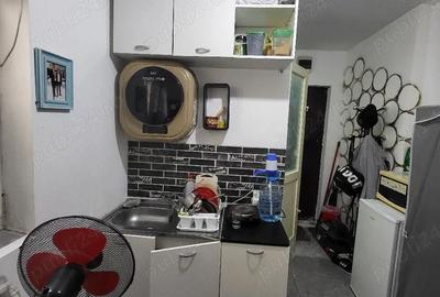 Garsonieră decomandată în Complex Studențesc