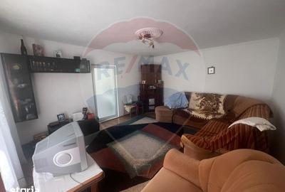 Casă cu 6 camere cu Teren 740 Mp în Vânători - 14