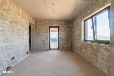 Casă cu 4 camere cu Teren 755 Mp în Jucu - 2