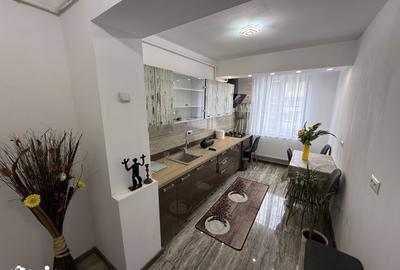 Apartament cu 2 camere în Micro 4 - 8