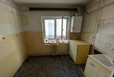 Apartament 4 camere decomandat 80mp 2 bai + balcon de renov - 12