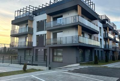 Apartament cu 2 camere decomandat în Exterior Vest