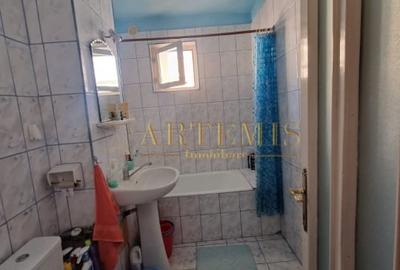 Apartament de 3 camere, decomandat, 66 mp., zona Sens - 9