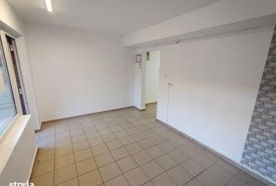 Spațiu comercial, de 32 mp, în Central - 5