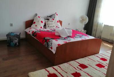 Ofer spre inchiriere casa 5 camere - 1