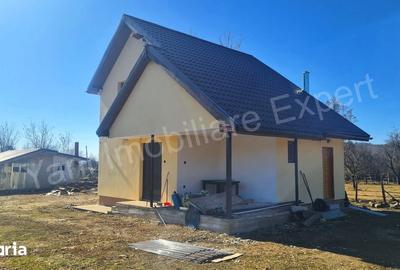 Casă cu 3 camere cu Teren 3582 Mp în Corbi - 20