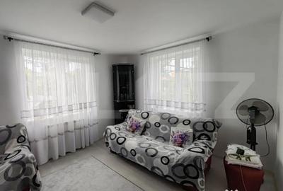 Casă cu 7 camere cu Teren 720 Mp în Central