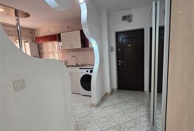 Apartament cu 3 camere decomandat în Podu Roș - 5
