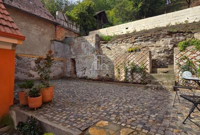 Casă individuală cu 6 camere cu Canalizare în Central - 8